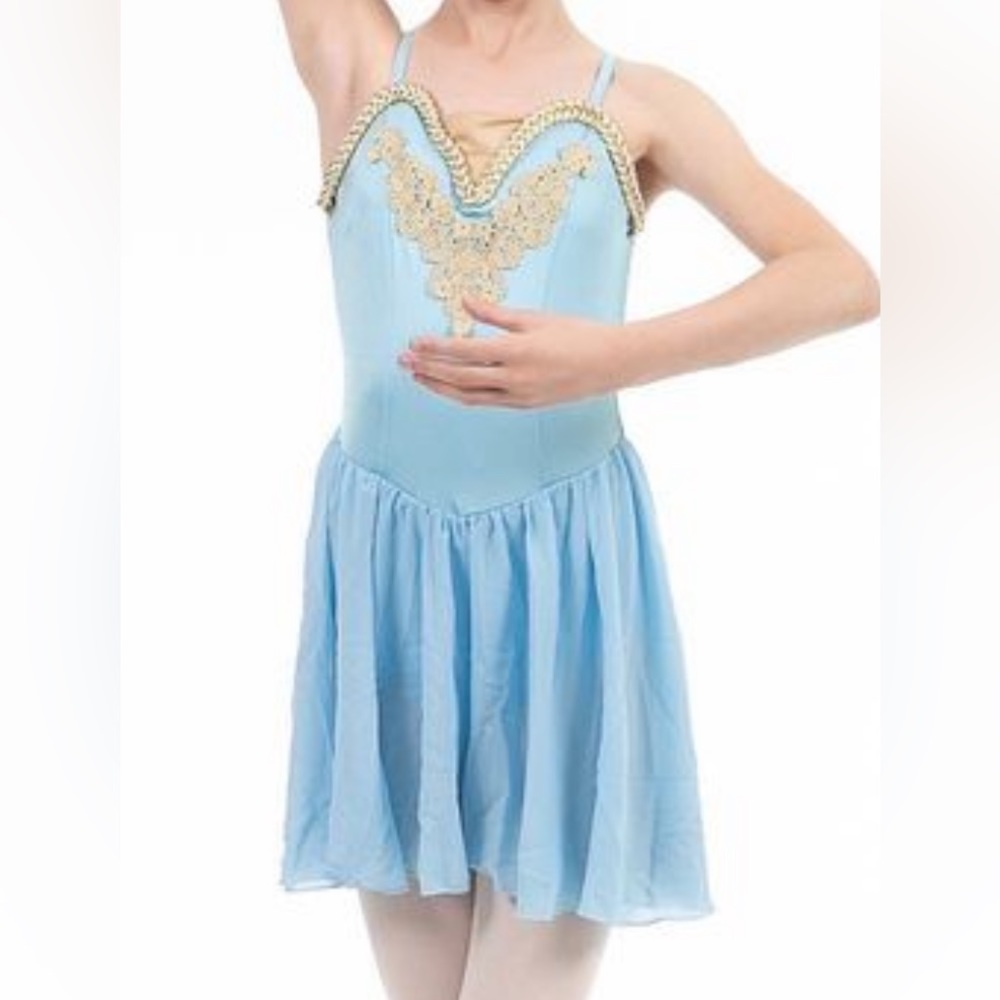 Ballet costume, MC
